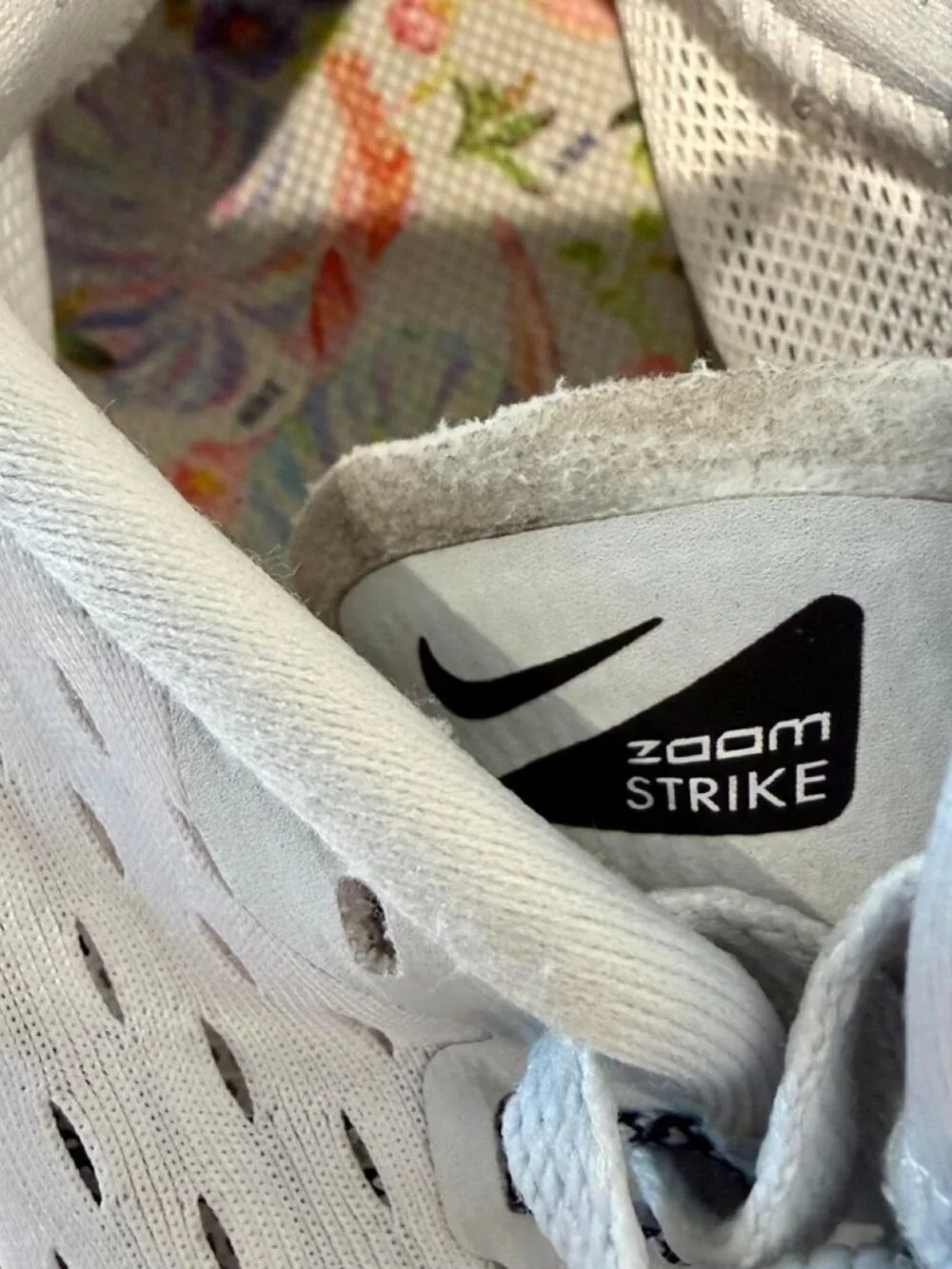 Nike Zoom Strike Floral Swoosh Women's 7.5